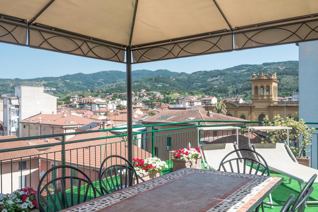 Minerva Palace Hotel 4*
