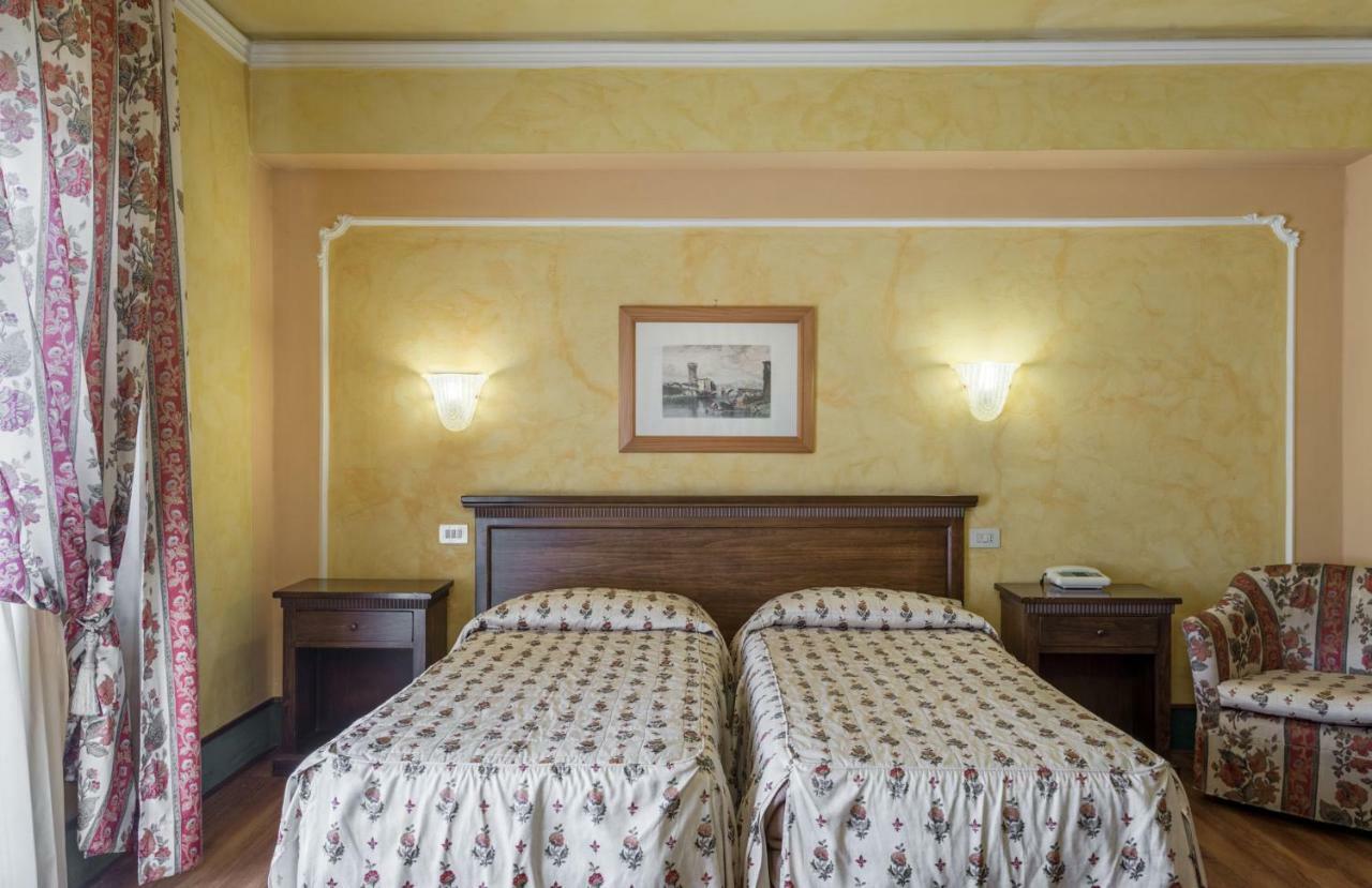 Minerva Palace Hotel 4*