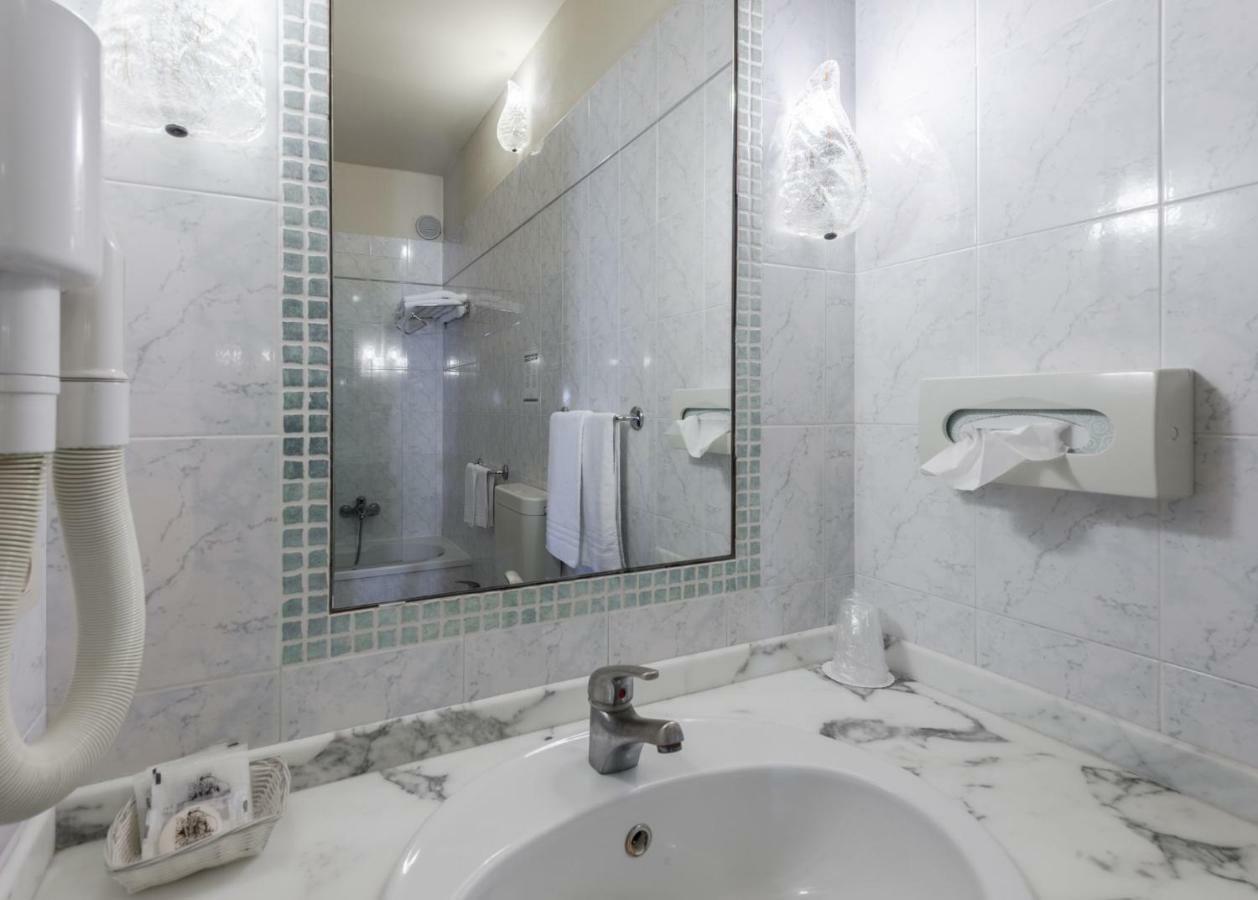 Hotel Minerva Palace 4*