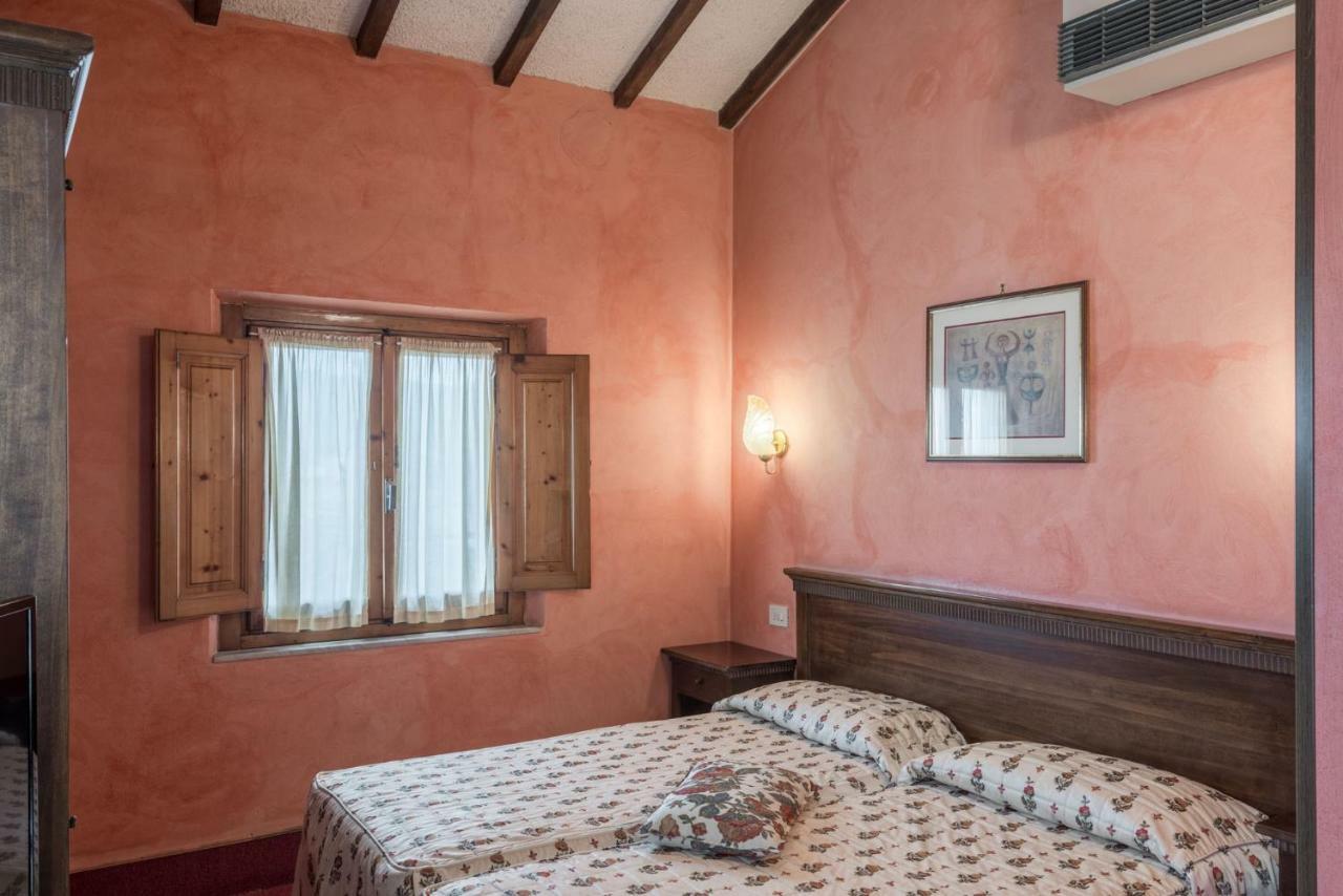 Hotel Minerva Palace 4*